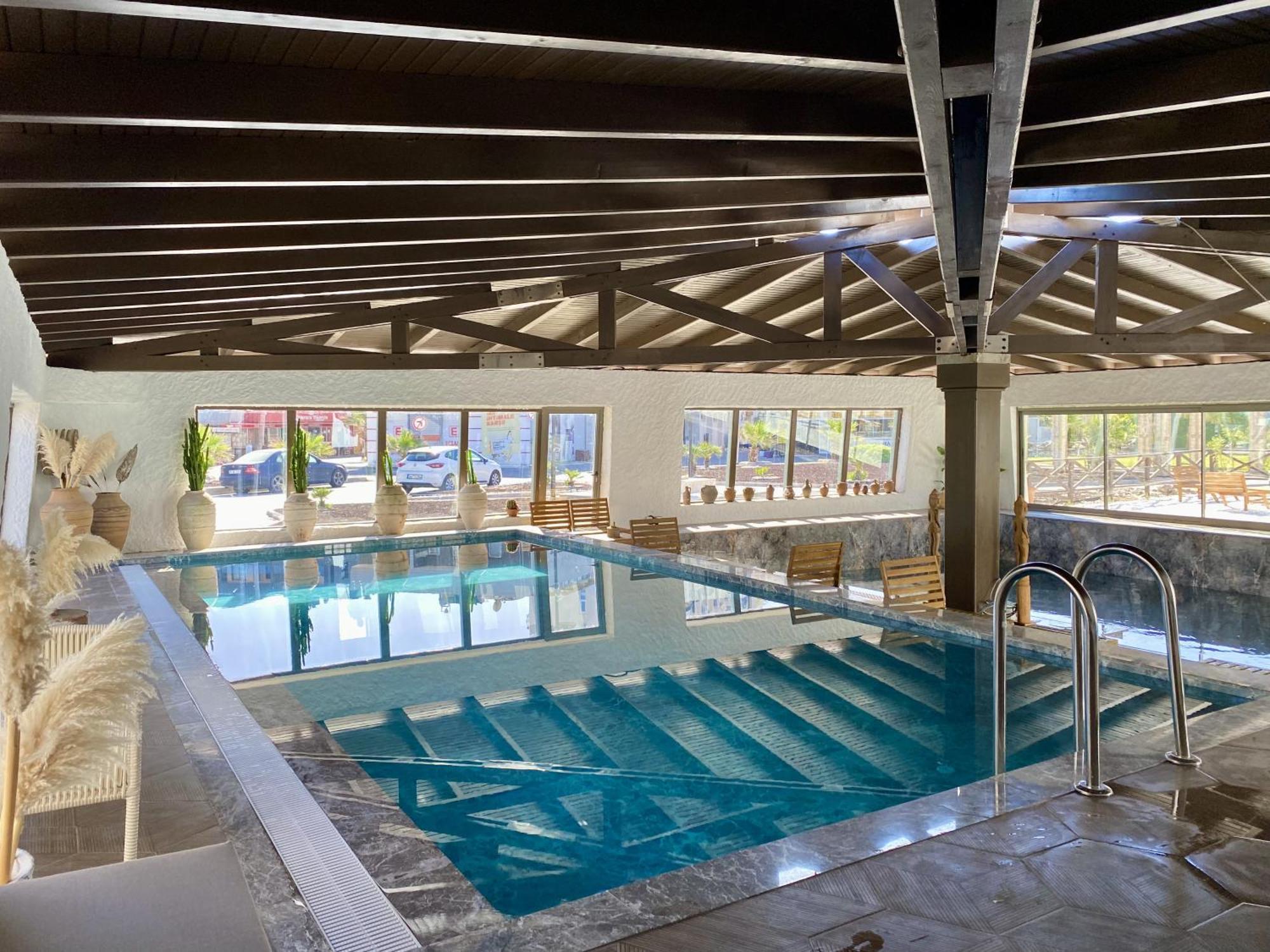 Cumbalica Beach Hotel Çeşme Exteriör bild
